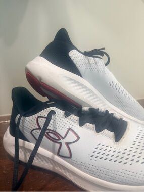 Under Armour Men’s White and Black Athletic Running Shoes with Red Trim